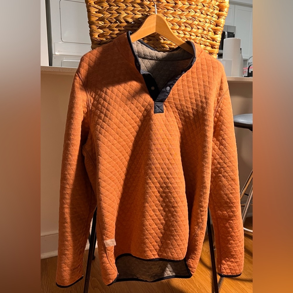 Marine Layer reversible quilted shirt-sweater.